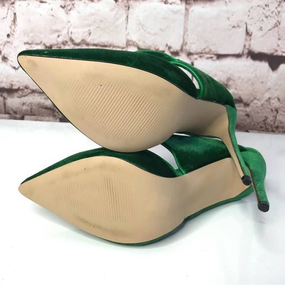 WICKED FJ5 NEW Green Velour Pointed Toe Open Back 5 inch Stiletto Size 7 pumps - Picture 12 of 16